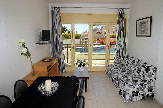 Melrose Place Lloret Hotel